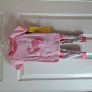 🎆New Super Cute Two Piece Dinosaur Outfit Size 24 Months